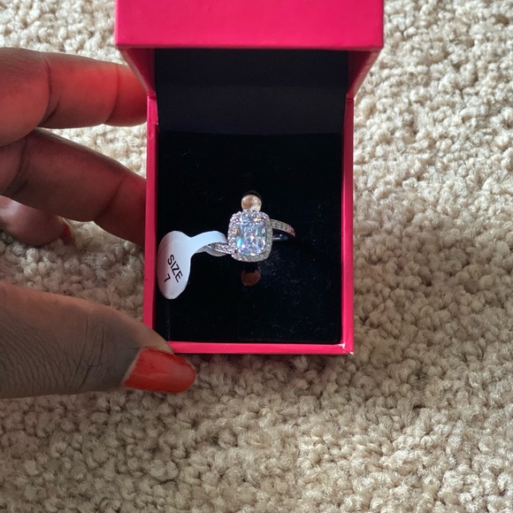 Sparkle ring - Picture 3 of 5